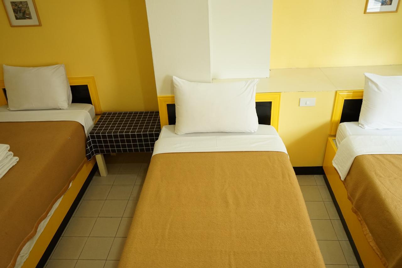 Yes Kaosan Hotel Банкок Екстериор снимка