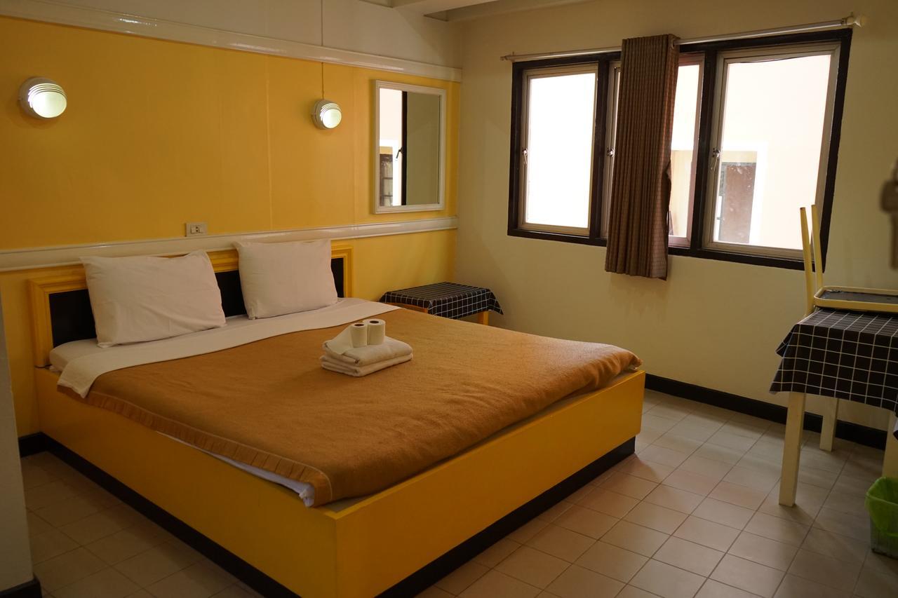 Yes Kaosan Hotel Банкок Екстериор снимка
